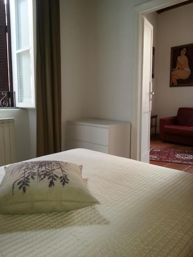 Monti'S Holiday Apartment โรม ภายนอก รูปภาพ