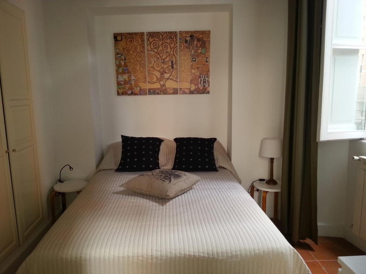 Monti'S Holiday Apartment โรม ภายนอก รูปภาพ